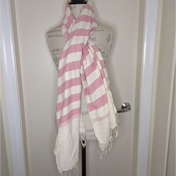 Pink stripe cotton linen blanket scarf - Picture 3 of 6